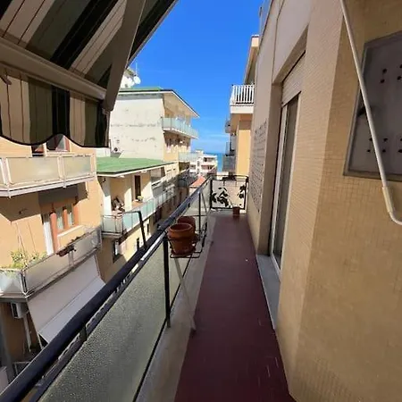 Apartman 40m Dal Mare, Estate, 2 Vista Mare In Centro A *