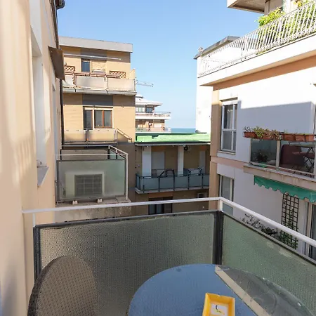 40m Dal Mare, Estate, 2 Vista Mare In Centro A Apartman Pescara