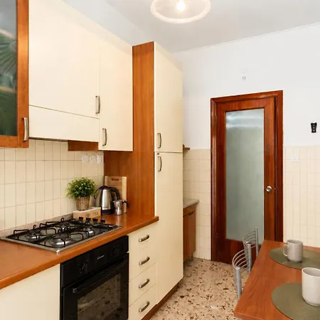 40m Dal Mare, Estate, 2 Vista Mare In Centro A Pescara