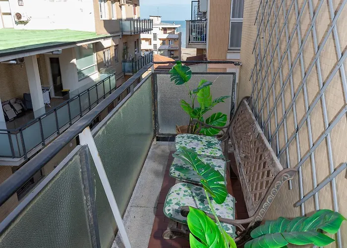 Inizio Anno! 2 In Centro Citta Con Balcone Vista Mare Апартаменты